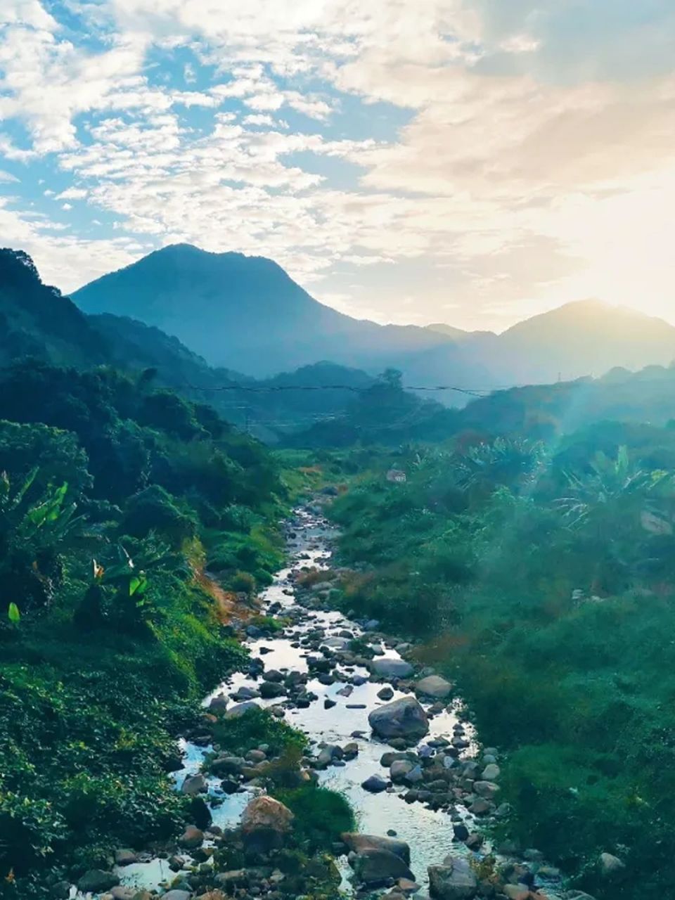 市內(nèi)徒步!廣州第一峰天堂頂徒步最全攻略 這里山高氣爽,林木蔥郁